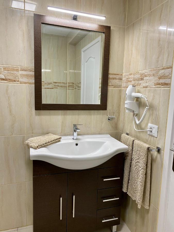 Juangy'S Apartments In Las Adelfas Golf Del Sur San Miguel de Abona Esterno foto