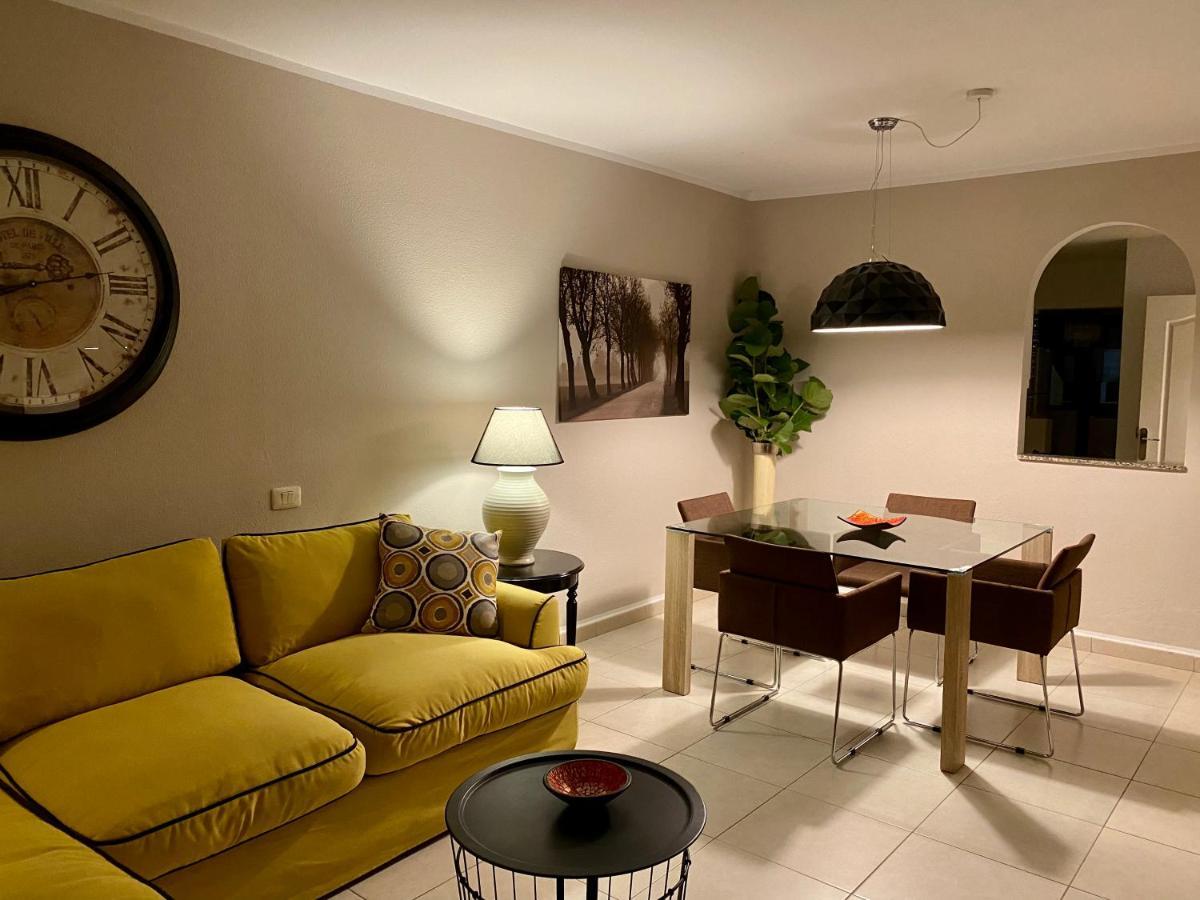 Juangy'S Apartments In Las Adelfas Golf Del Sur San Miguel de Abona Esterno foto